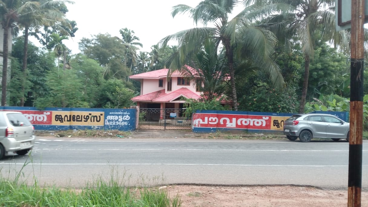 New Two Storied Villa for Rent,  MC Road side Paranthal Junction, Pandalam – Adoor Route, Pathanamthitta