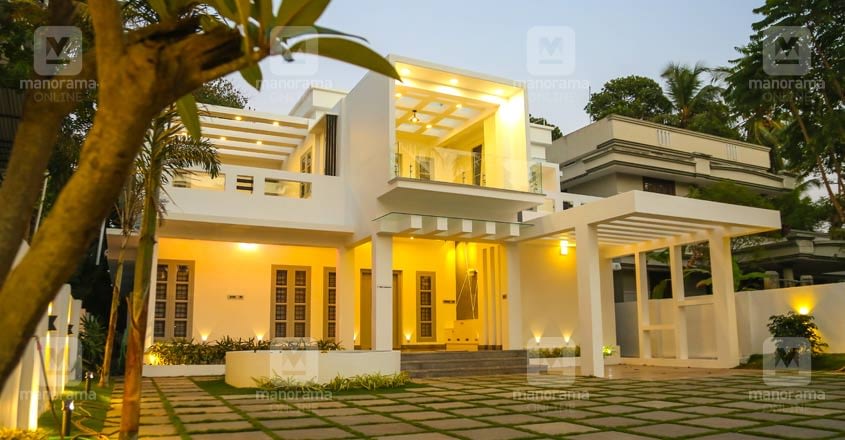 4 Bhk Fully Furnished 3800 Sqft Newly Built House In 15 Cents For Sale At Elthuruth, Thrissur
